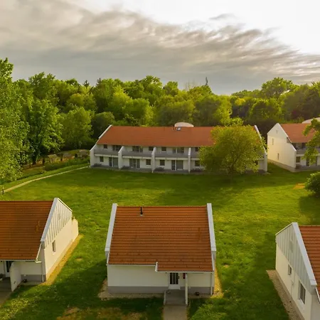 Lägenhetshotell Termal Es Bungalok Harkány