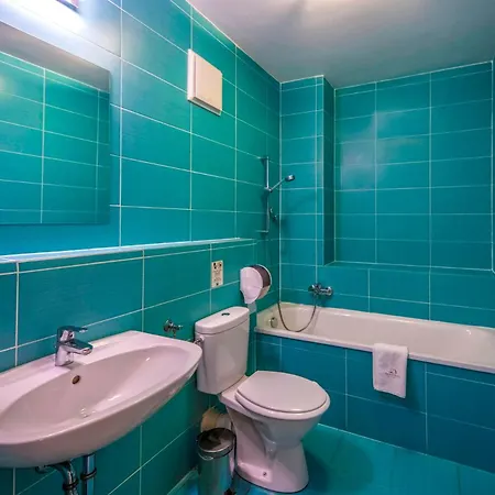 Termal Es Bungalok アパートホテル